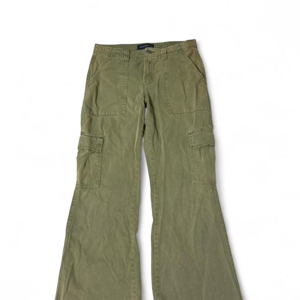 Aeropostale low rise flare utility cargo pants Size 8
